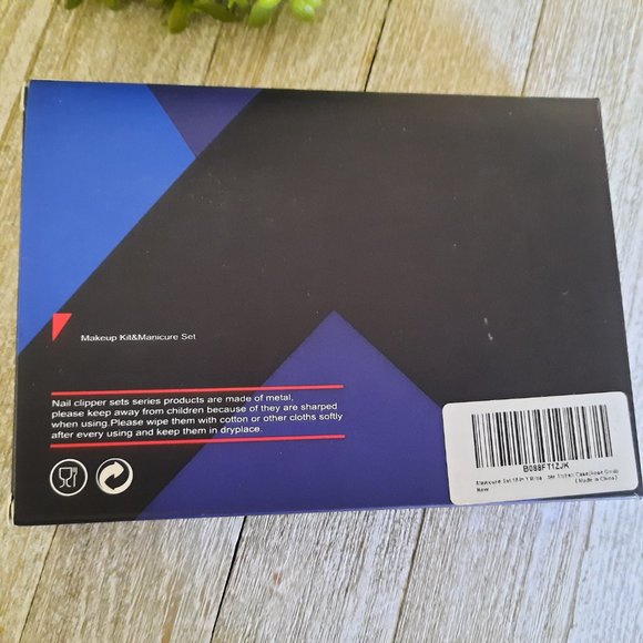 Professional Makeup Kit & Manicure Gift Set NWT! - 18 pc Rose Gold with case! - Picture 11 of 16